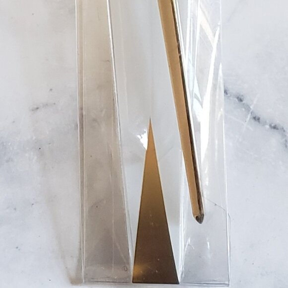 Real Techniques Bold Metals Collection Concealer brush makeup - Picture 4 of 6